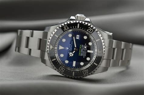 rolex con meccanica di altro tipo|come riconoscere un rolex autentico.